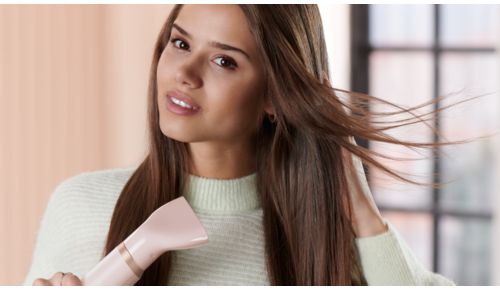 Ustawienie chłodnego powietrza umożliwia łagodne suszenie