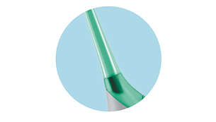 修長、角度造型的噴嘴，就算是難以接觸的牙縫隙部位也可輕鬆清理