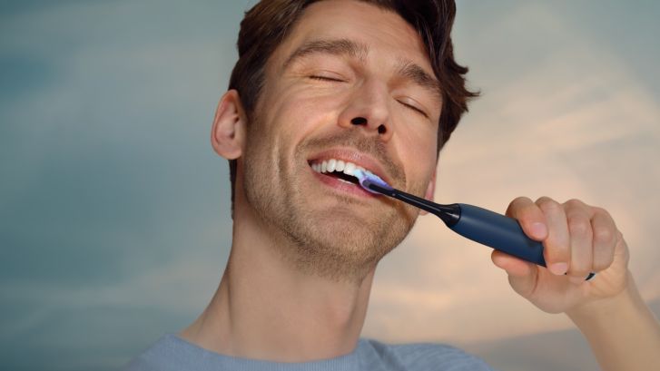 Sonicare Series 7100