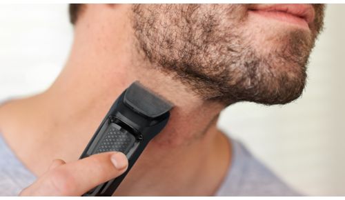 Rifinisci i contorni di barba e collo per completare il tuo look