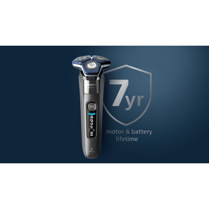 Shaver series 7000 Wet & Dry electric shaver S7882/50 | Philips