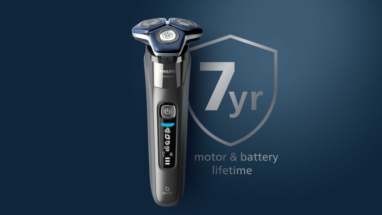 Shaver series 7000 Wet & Dry electric shaver S7887/82