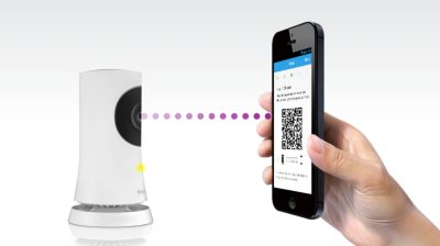 Easy setup of monitor via QR code