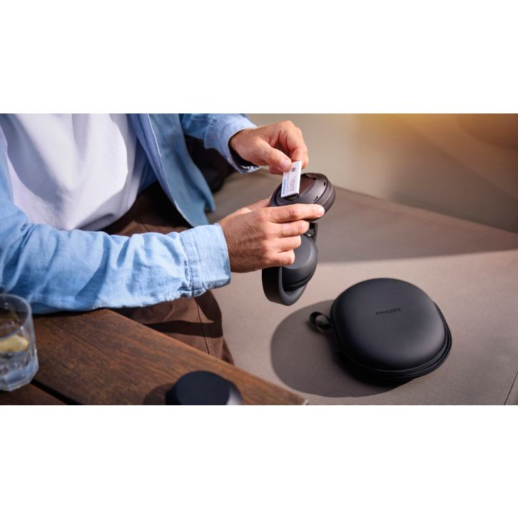 Superb sound, replaceable battery