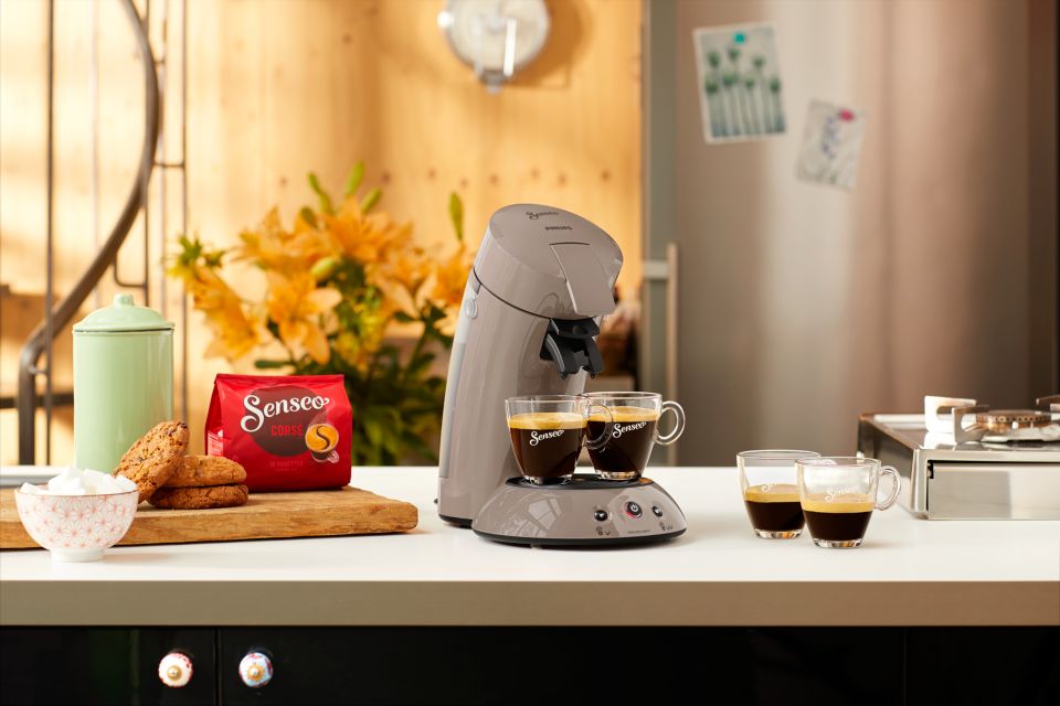 Coffee pod machine HD7832/55