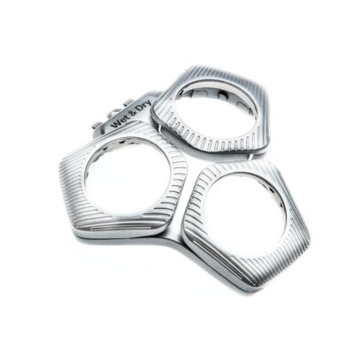 Keeps shaving heads in position