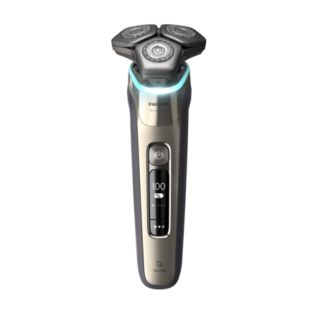 Shaver series 9000 Wet & Dry electric shaver with SkinIQ