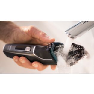 Shaver 3300 Wet or Dry electric shaver, Series 3000
