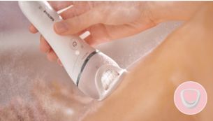 Der Aufsatz für optimalen Hautkontakt für eine einfache Epilation ist im Lieferumfang enthalten