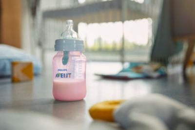 Avent Anti-colic bottle with AirFree vent - thumbnail 4