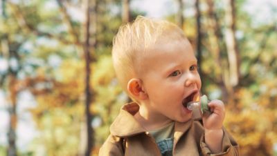 Extra-firm teat for healthy teething