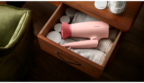 Mango plegable para un almacenamiento sencillo