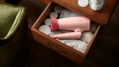 Mango plegable para un almacenamiento sencillo