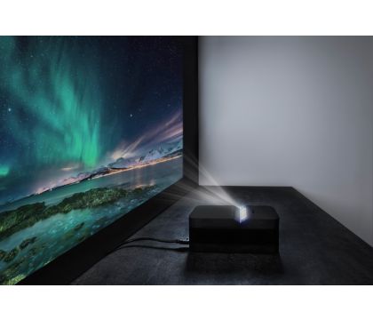 Sagemcom lanza Philips Screeneo, un proyector de distancia ultra