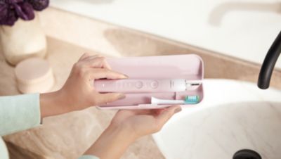 Стилен дизайн за първокласно изживяване при миене на зъбите