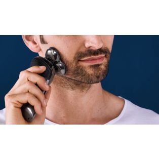 Shaver S9000 Prestige Wet and dry electric shaver, Series 9000