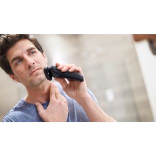 Shaver series 5000 Wet and Dry electric shaver