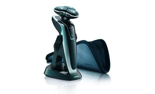 Shaver series 9000 SensoTouch Wet and dry electric shaver