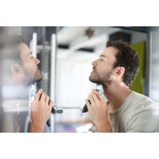 Shaver series 7000 Elektrischer Nass- und Trockenrasierer