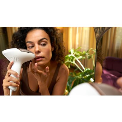Philips Lumea IPL 8000 Series