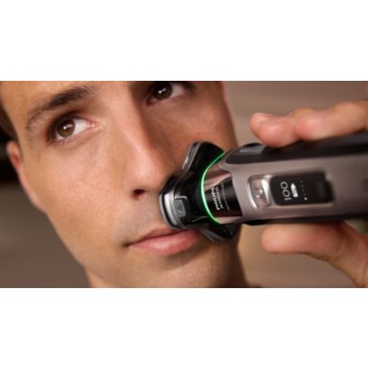 Norelco i9000 Prestige Wet&Dry Electric Shaver with SenseIQ XP9204