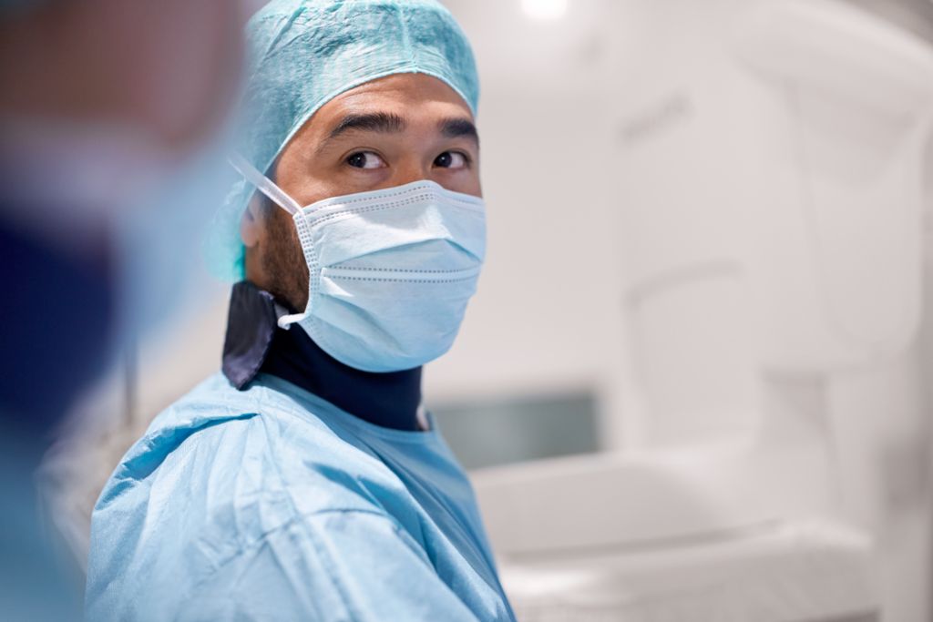 Cliniciens travaillant avec le système Azurion