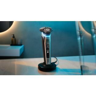 Shaver series 9000 Refurbished Wet & Dry electric shaver