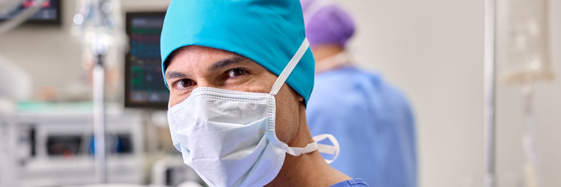 OR scene with doctor