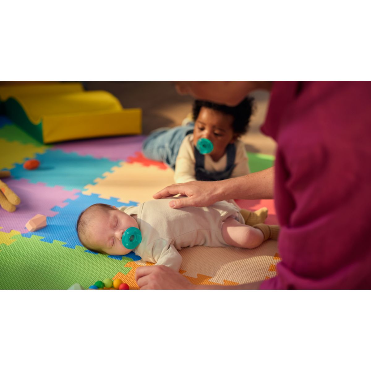 Avent Super Soothie Pacifier - thumbnail 2