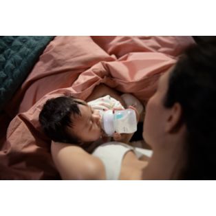 Avent Natural Response Bottle (plastic Air Free Vent) giftset for newborns