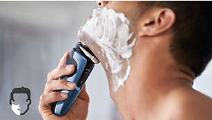 Get a comfortable dry or refreshing wet shave with Aquatec