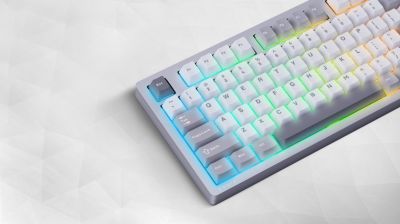 Evnia 6000 Series Evnia 6000 シリーズゲーミングキーボード