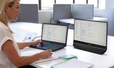 DualView: Extend or clone the display to the opposite screen