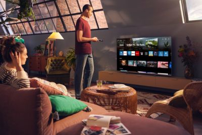Lenyűgöző TV. Bonyodalmak nélkül. Philips Smart TV.
