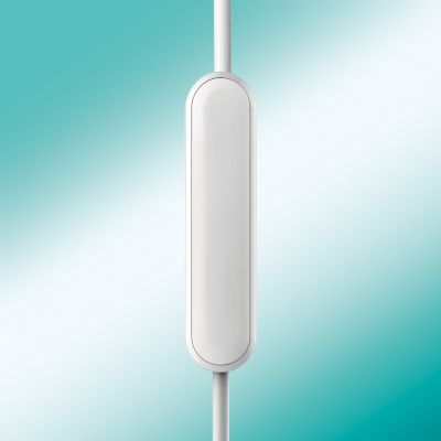 Built-in mic switches from music to phone calls