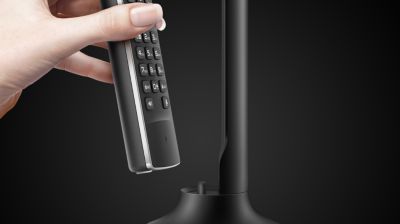 Perfectly adjusted magnetic force ensures secure docking