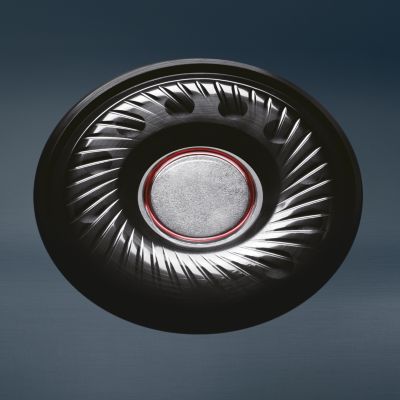 40mm neodymium speaker drivers deliver precision sound