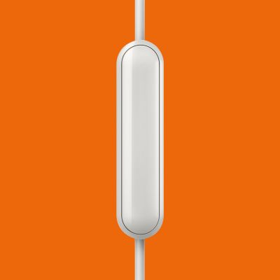 Remote control for handsfree calls and music