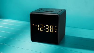 Pantalla grande y clara con reloj de dígitos grandes