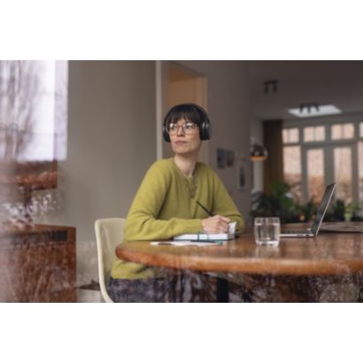 مريحة بشكل فائق، مع صوت رائع وقابلة للطي وصغيرة الحجم