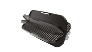 Duo plate, so you can choose smooth or ribbed grilling