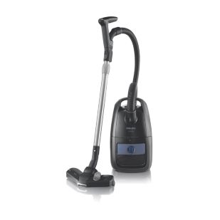 Studio Vacuum cleaner with bag