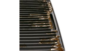 Grill inclinado para drenar o excesso de gordura