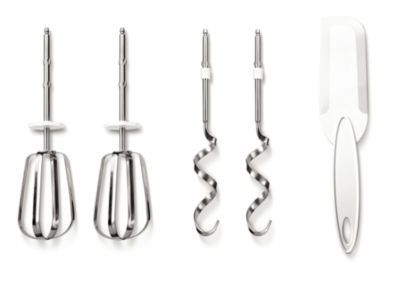 Disertai kocokan dan kaitan adonan