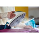 Schnelleres Bügeln mit 2 x mehr Dampf*