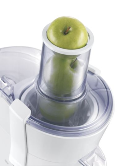 Graças ao bocal de alimentação extralargo você não precisa picar quase nada