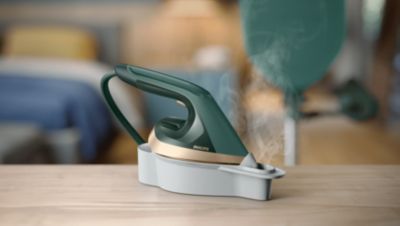Smart Calc-Clean technology makes your iron decalc easy