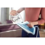 Product in Use Photo Philips 5000 Series Steam iron DST5021/20 küçük resmi