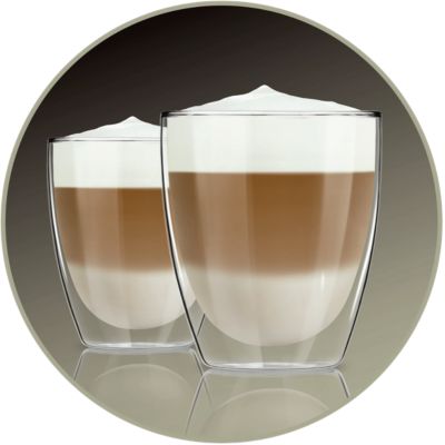 Dovoljno mliječne pjene za 2 cappuccina