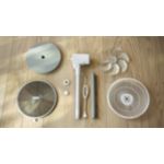 Tichý výkon. Štýlovo všestranný.